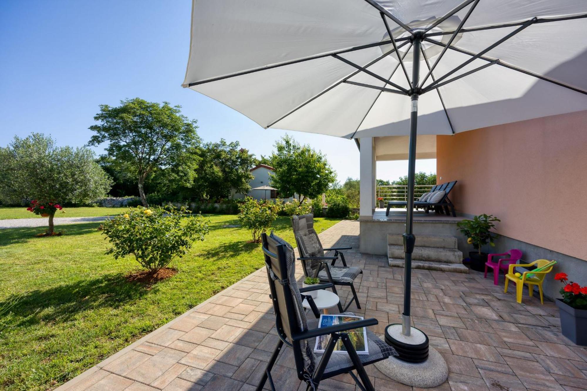 Holiday House Sunset Bale Exterior foto