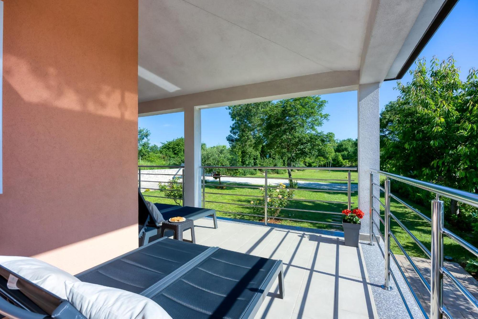 Holiday House Sunset Bale Exterior foto